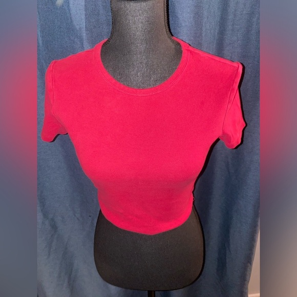 “Zara” Women’s Red Crop Top Cropped Tee Shirt - Size Medium - Picture 4 of 8